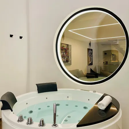 아파트 Suite169 Black 바리